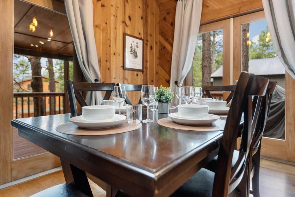 Luxury Cabin Oasis Getaway Heart Of Munds Park מראה חיצוני תמונה