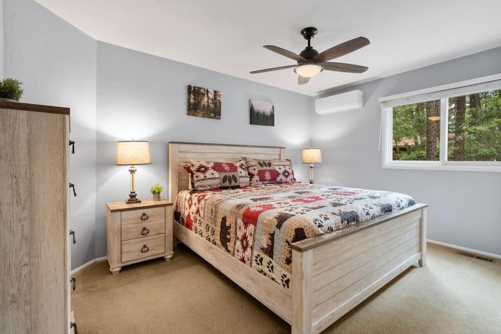 Luxury Cabin Oasis Getaway Heart Of Munds Park מראה חיצוני תמונה