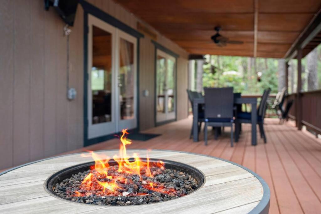 Luxury Cabin Oasis Getaway Heart Of Munds Park מראה חיצוני תמונה