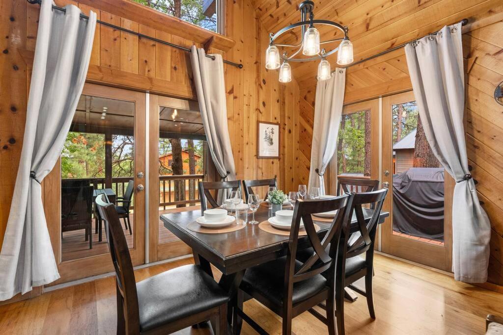 Luxury Cabin Oasis Getaway Heart Of Munds Park מראה חיצוני תמונה